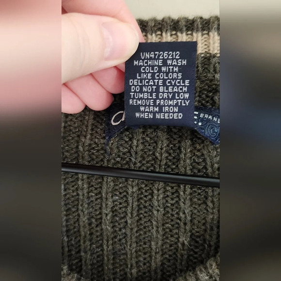 Olive Retro Y2K Mens V-Neck Sweater Size XL Indie Grandpa Grunge 90s Knit - Picture 4 of 6